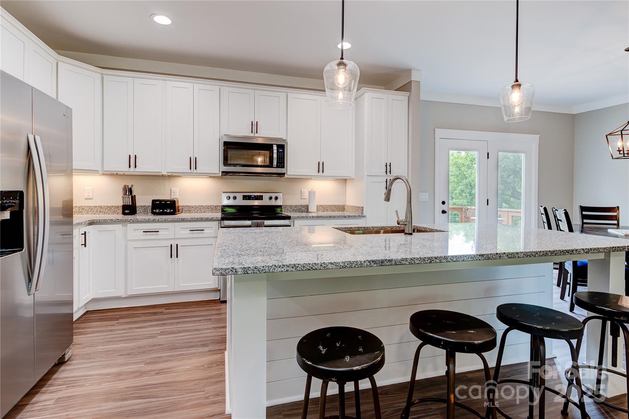 115 Cascade Ridge Road