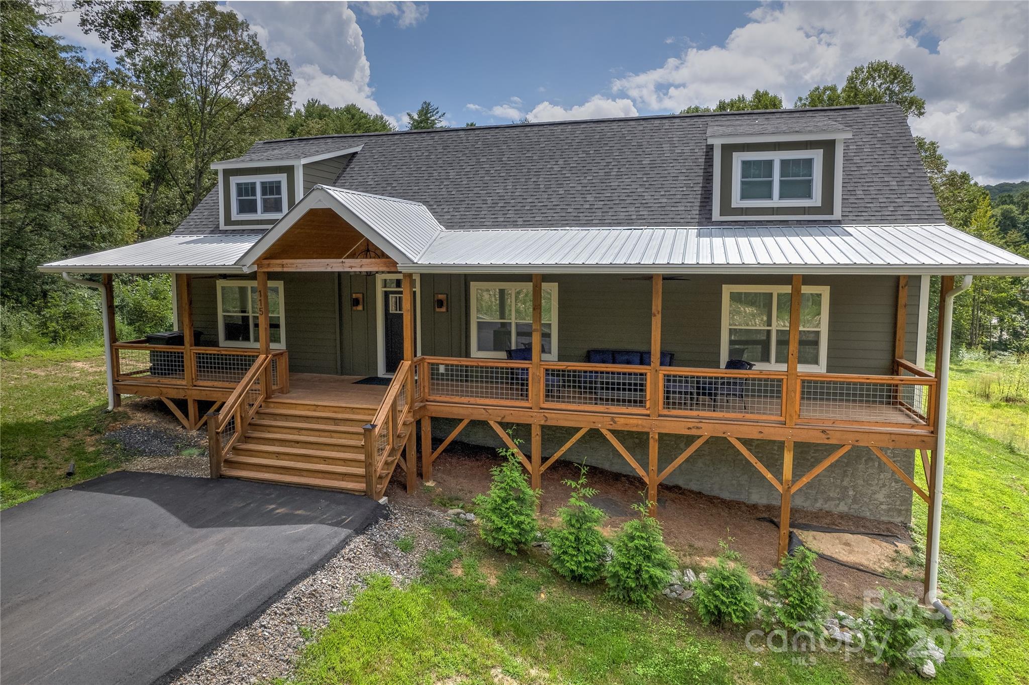 115 Cascade Ridge Road