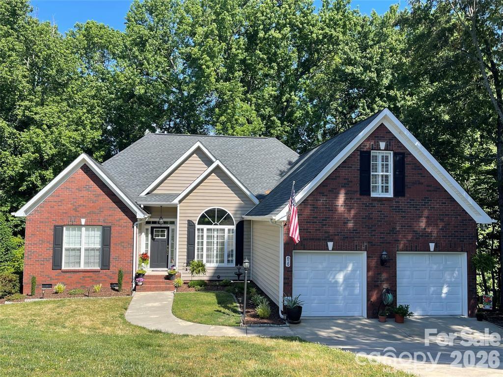 829 Savannah Place Drive