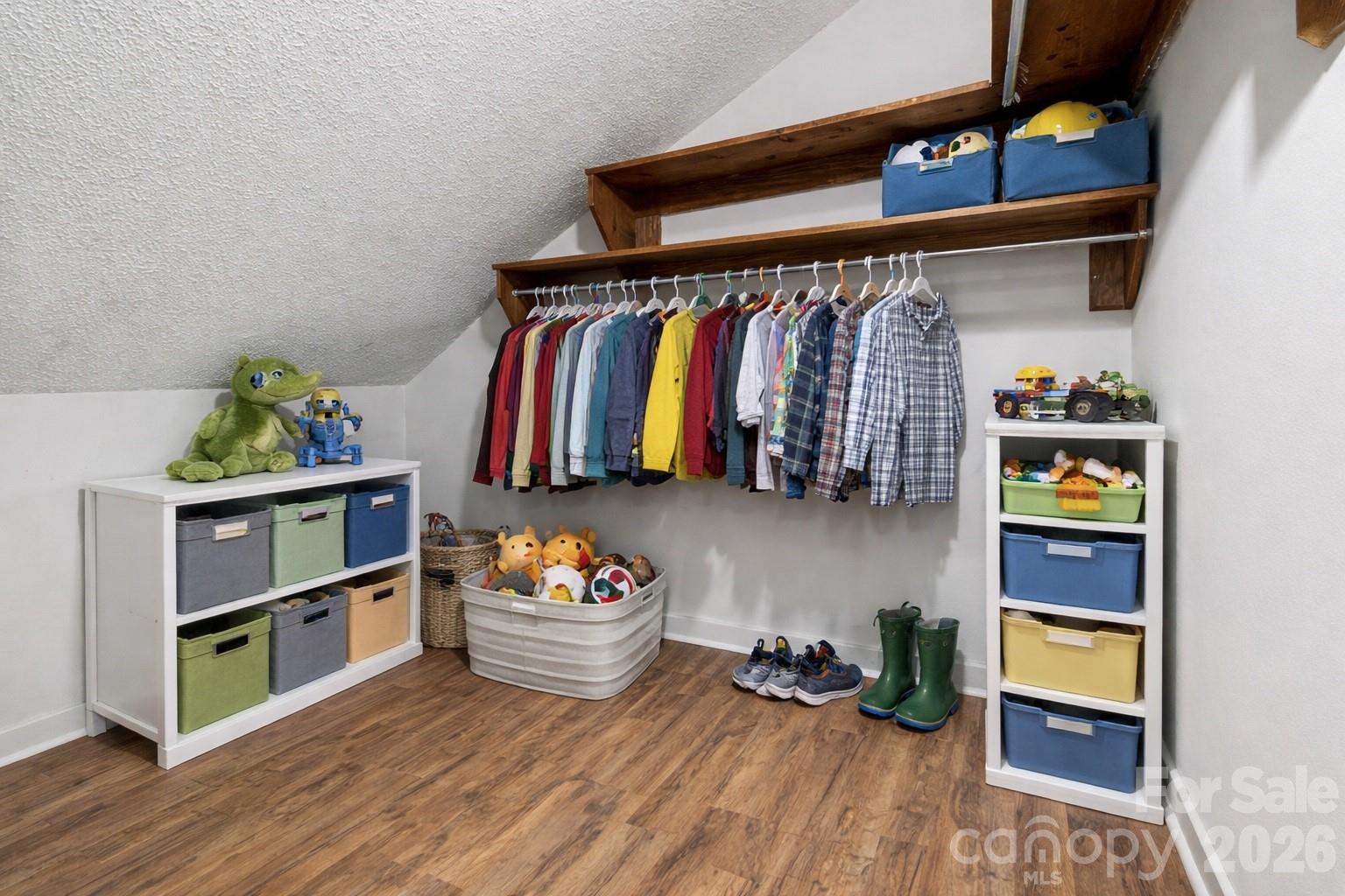 Willow Run - Residential