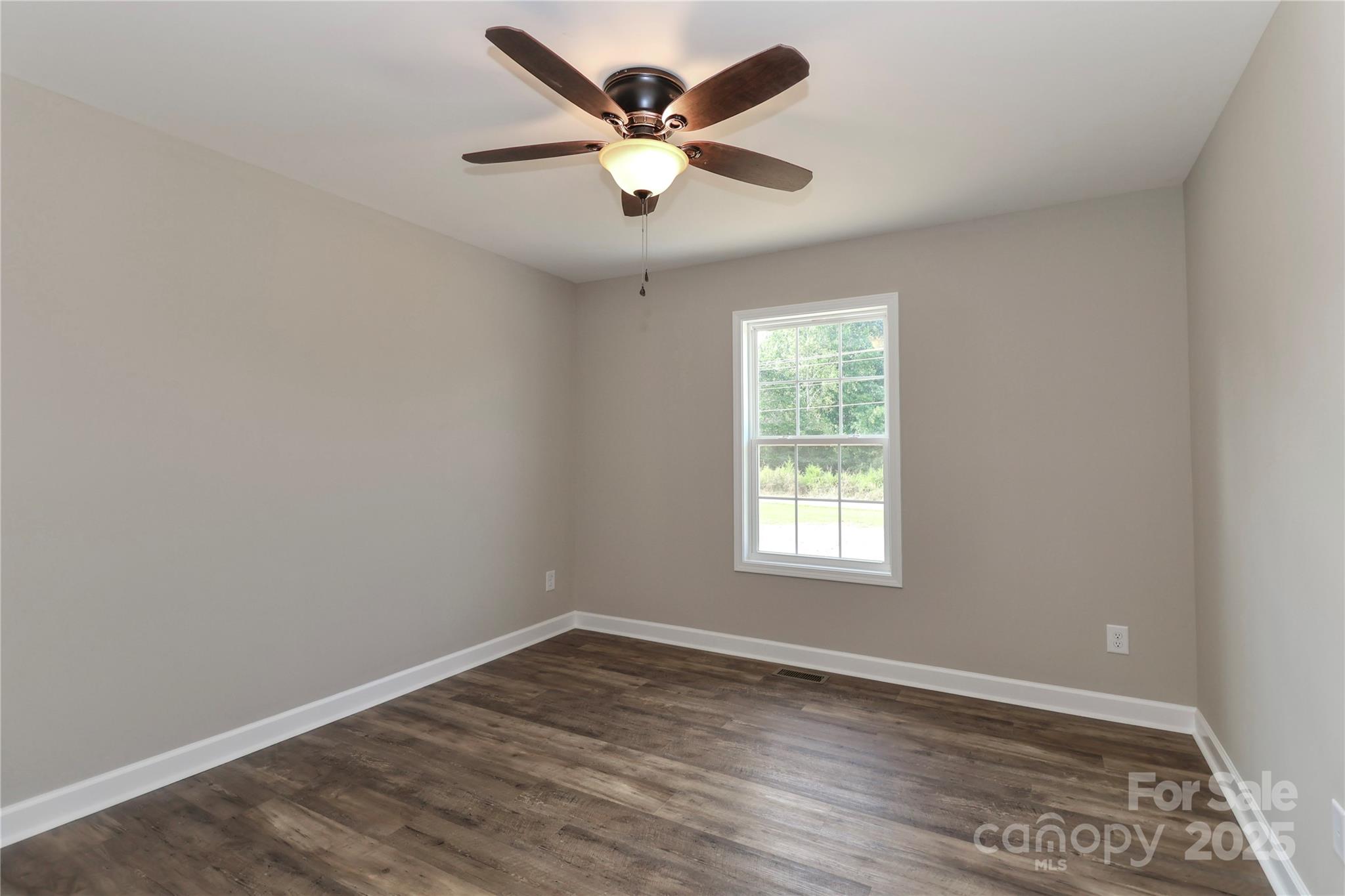 Lone Pine Meadows - Residential