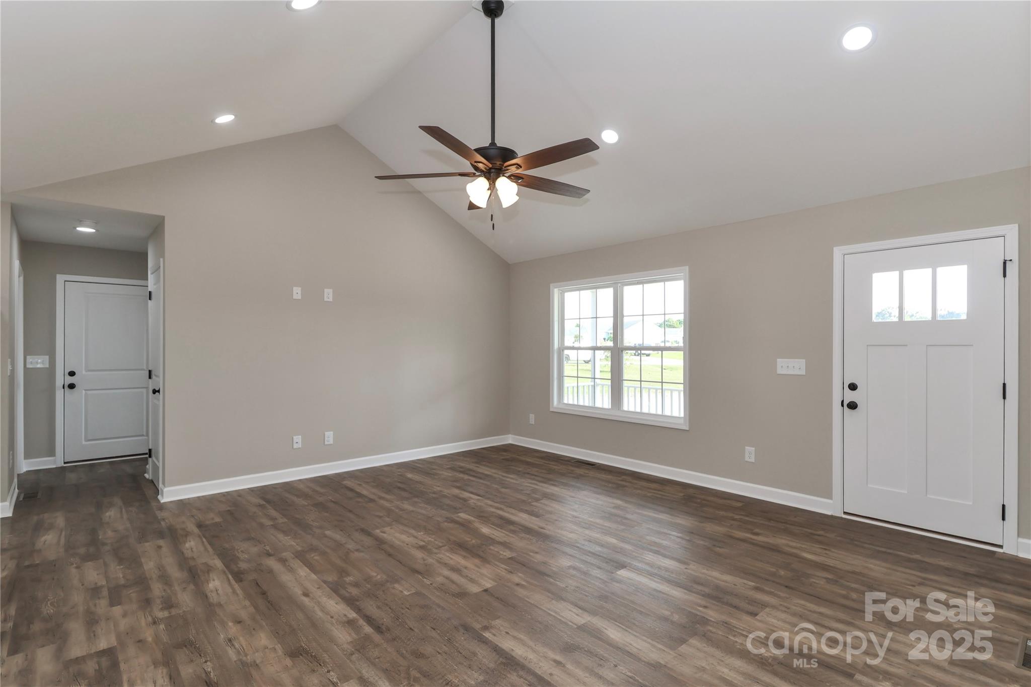 Lone Pine Meadows - Residential