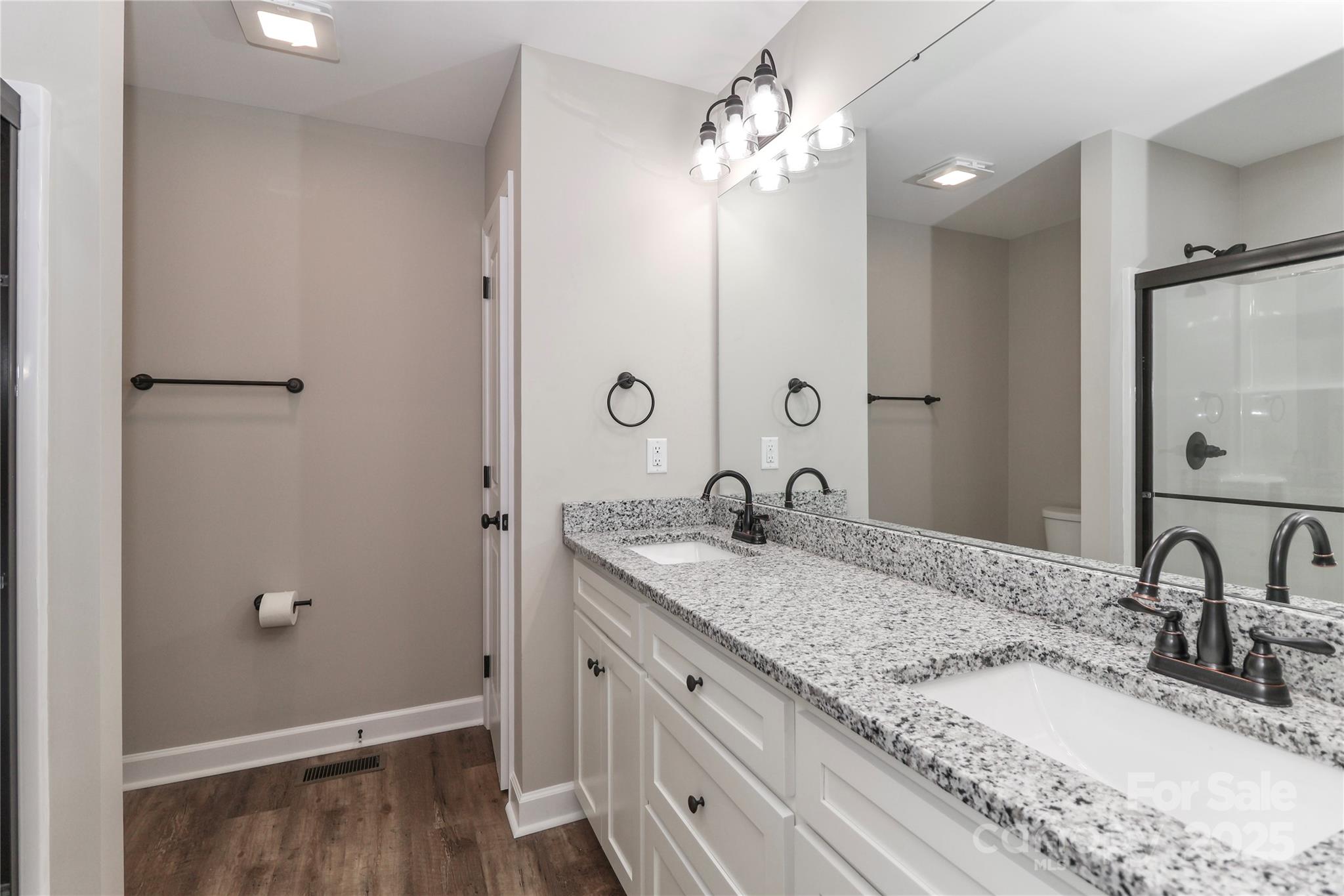 Lone Pine Meadows - Residential