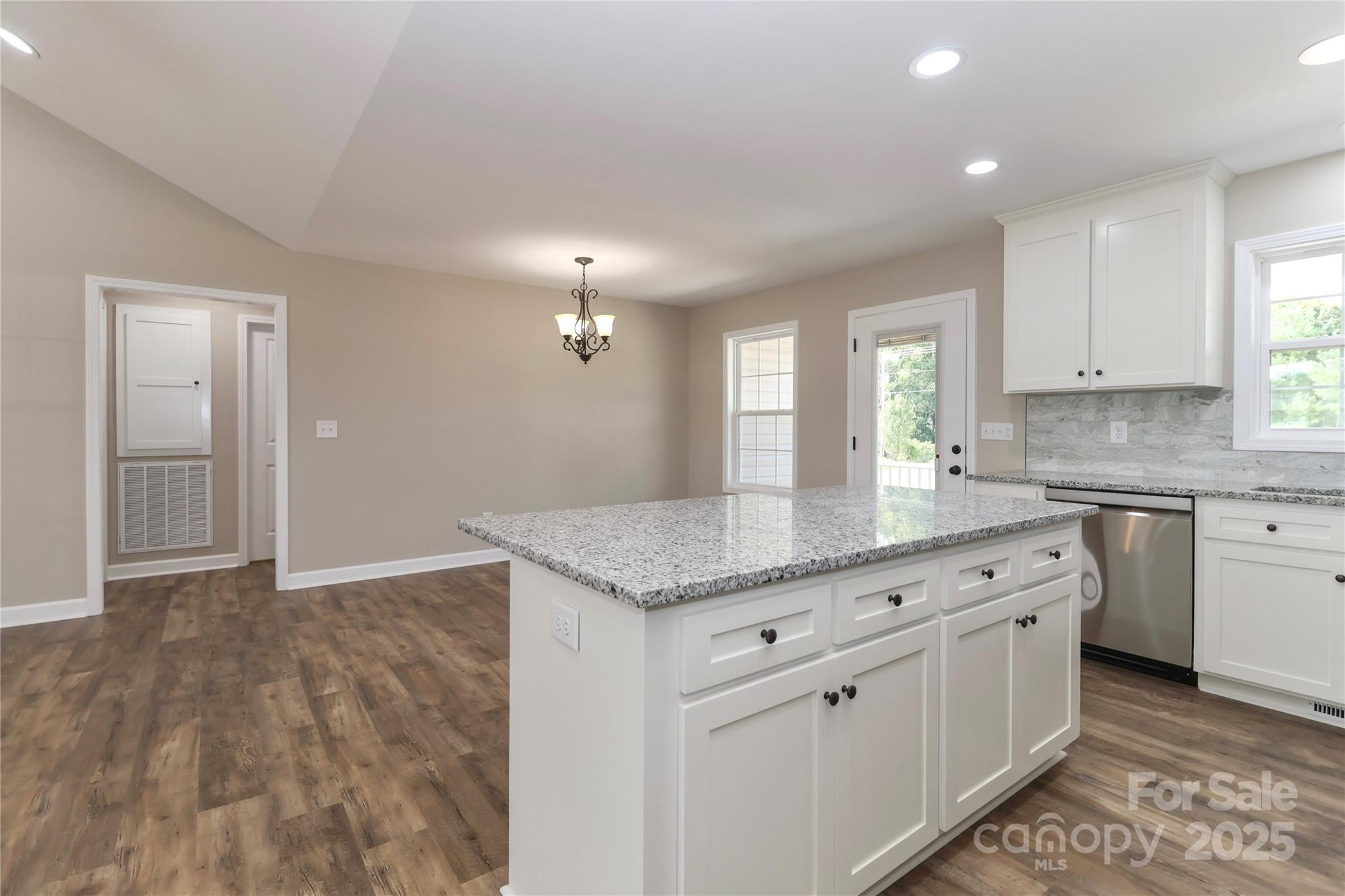 Lone Pine Meadows - Residential