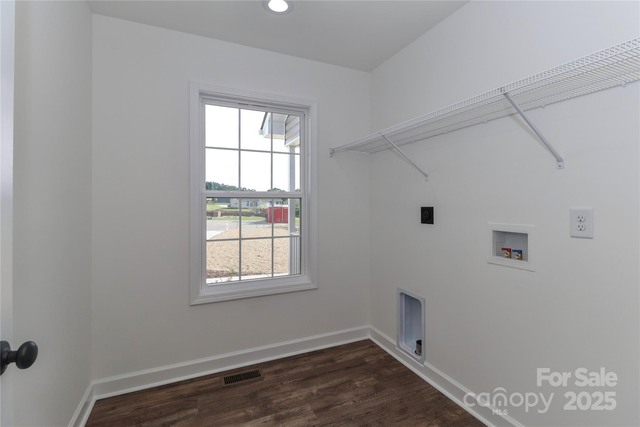 Lone Pine Meadows - Residential