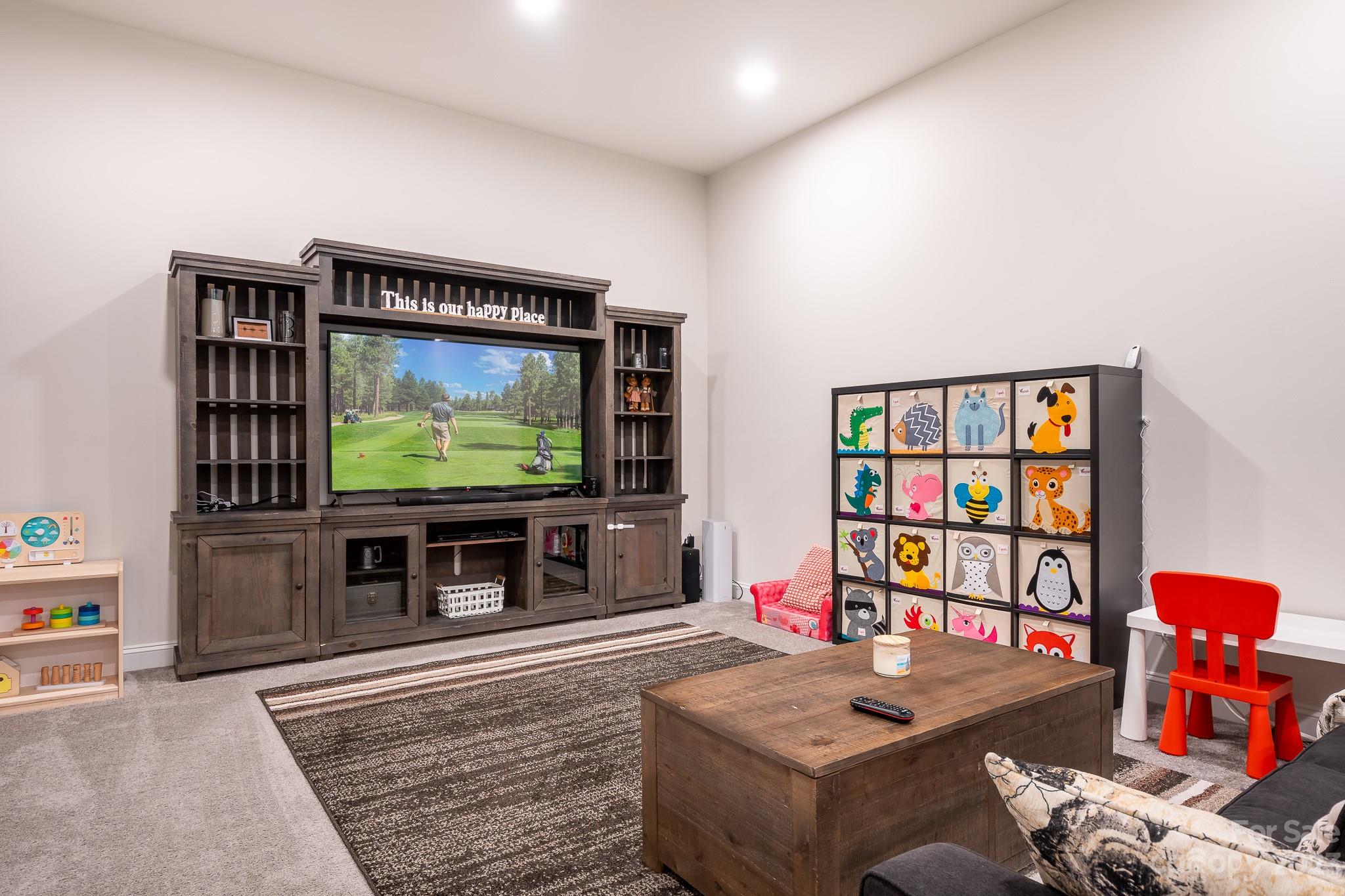 The Oaks At Mcilwaine - Residential