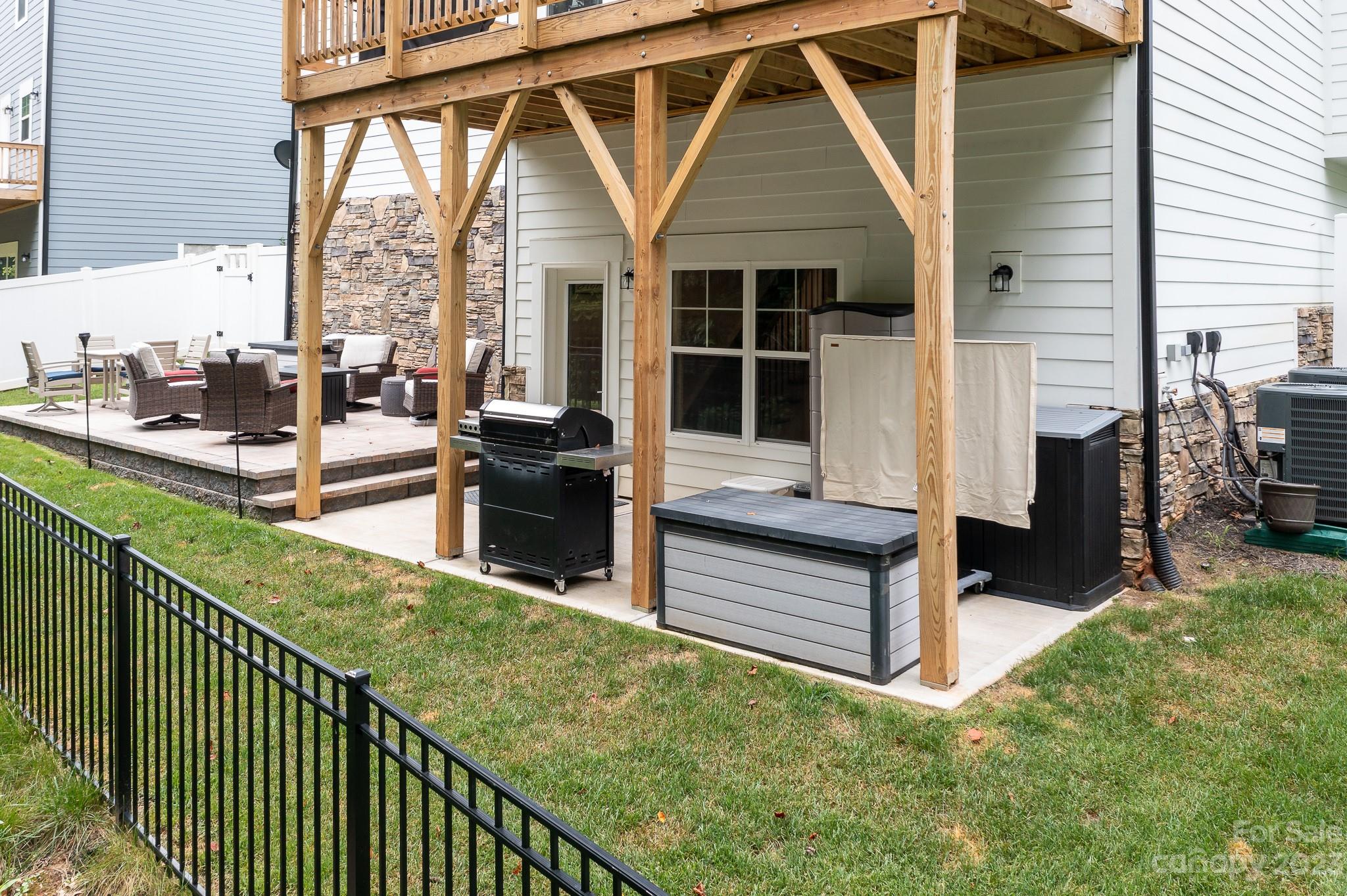 The Oaks At Mcilwaine - Residential