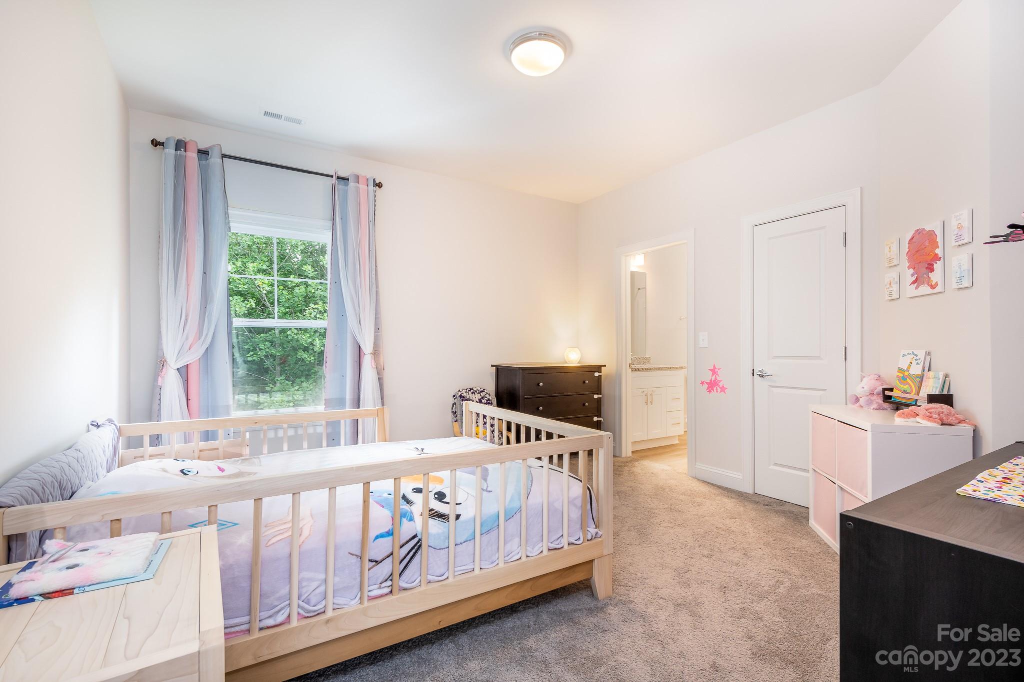 The Oaks At Mcilwaine - Residential