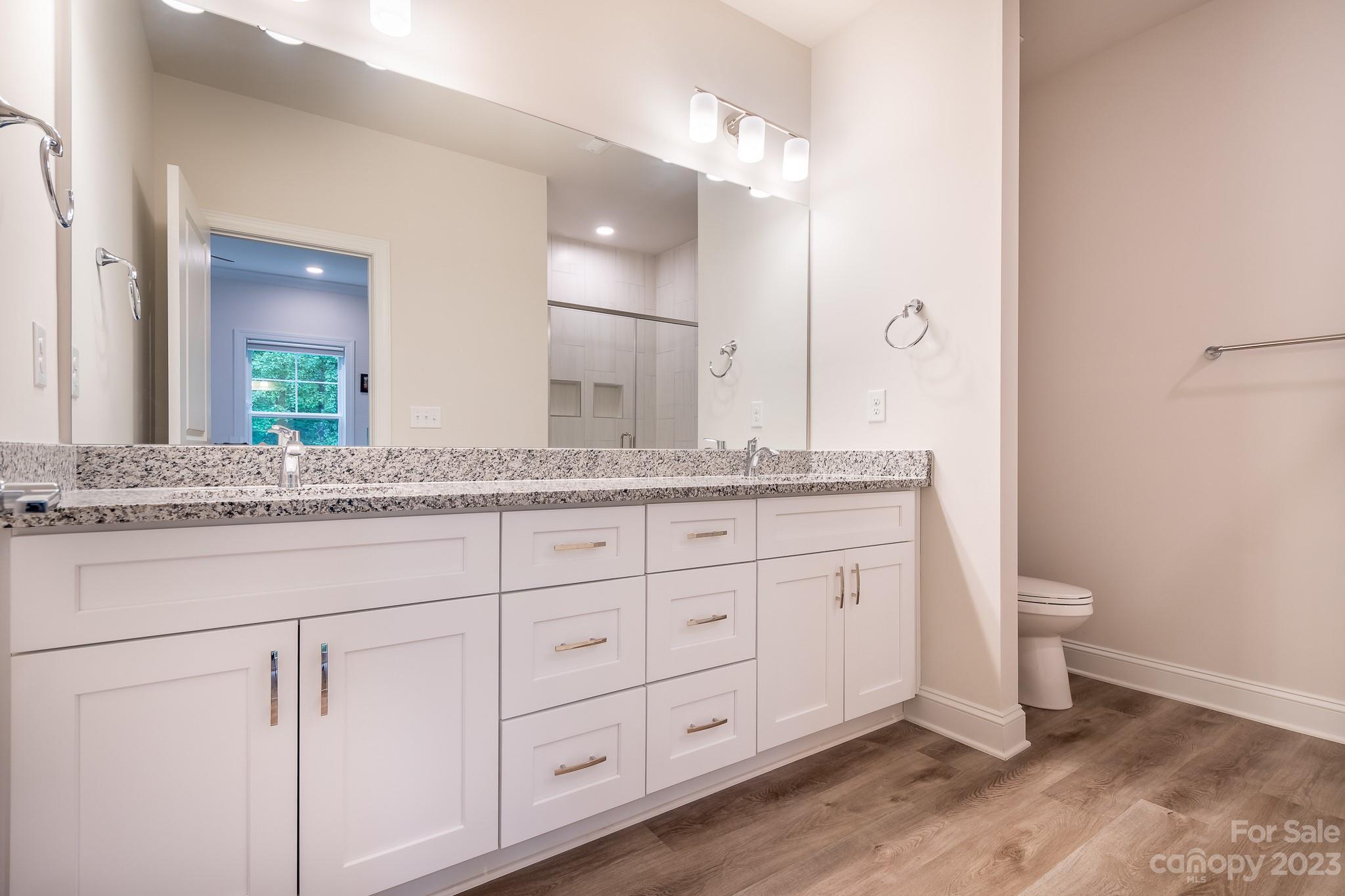 The Oaks At Mcilwaine - Residential