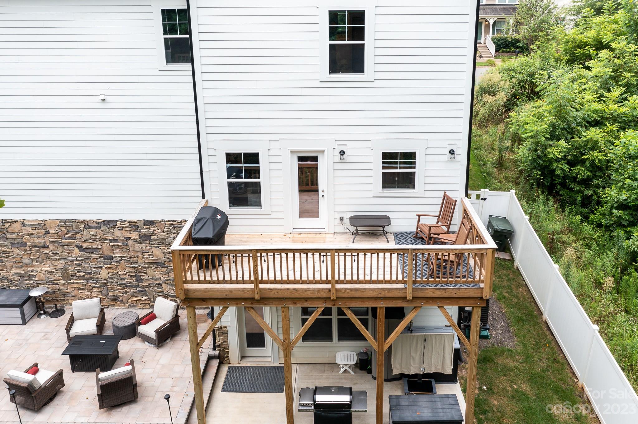 The Oaks At Mcilwaine - Residential