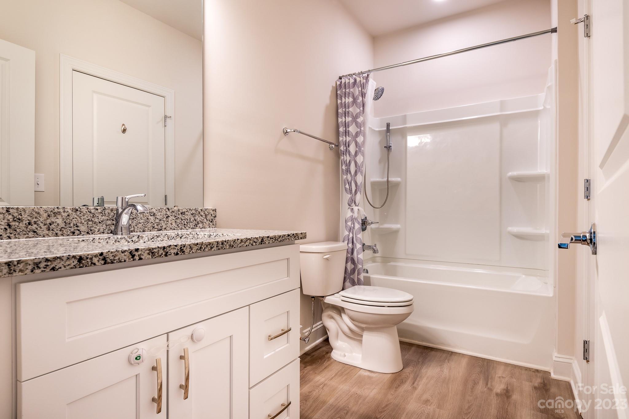 The Oaks At Mcilwaine - Residential