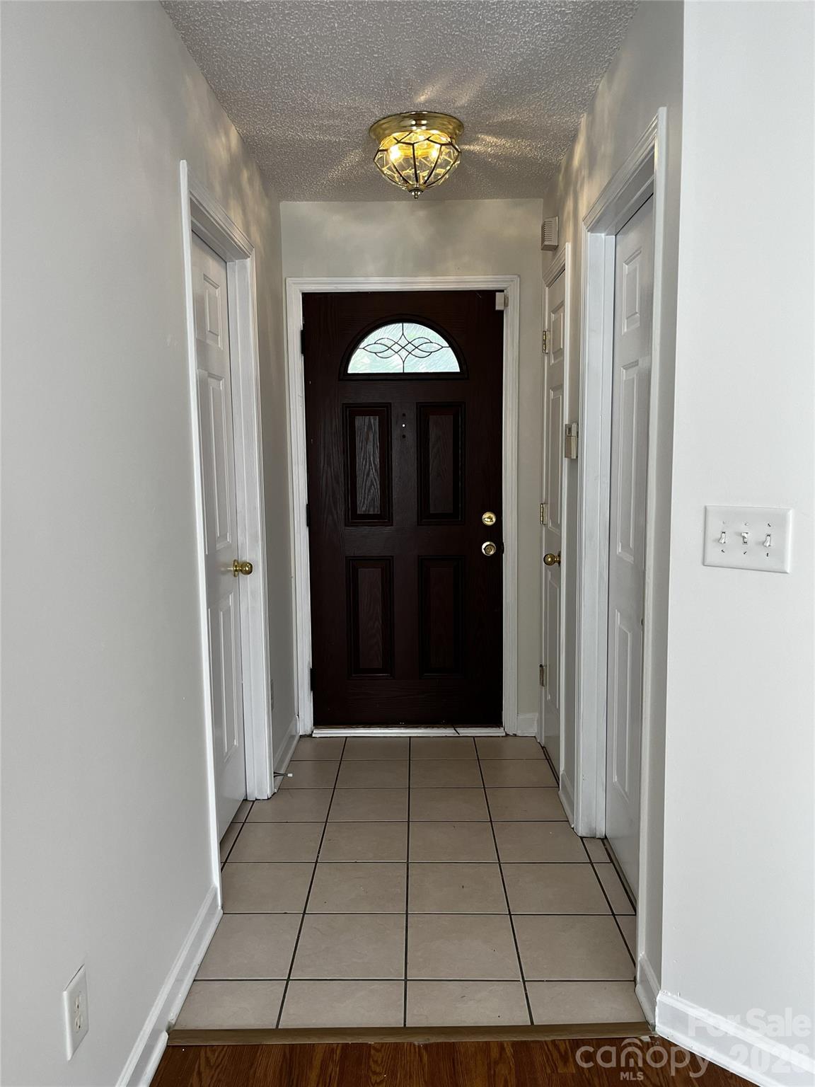 1404 Jordans Pond Lane