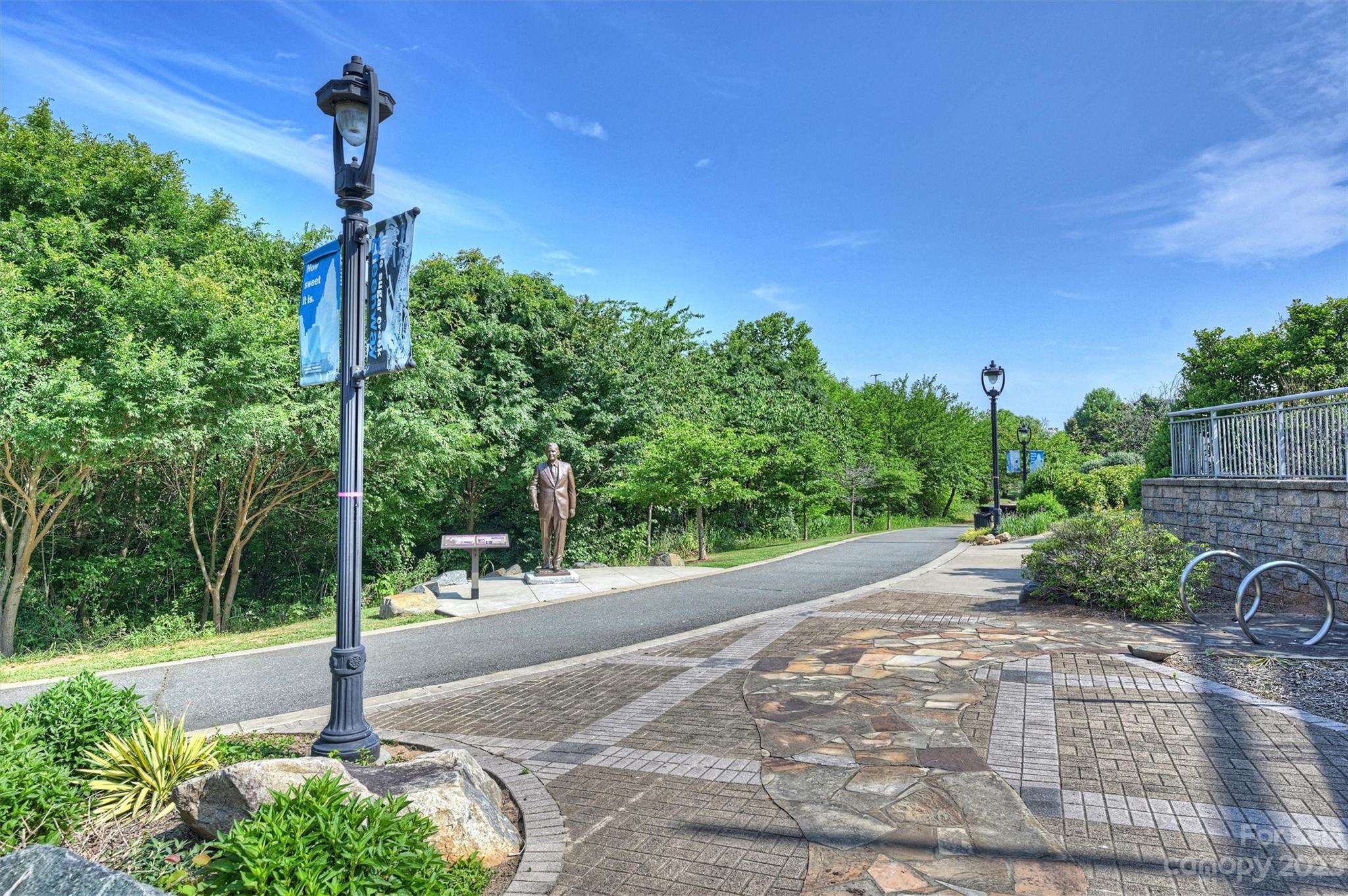 Metropolitan - Residential