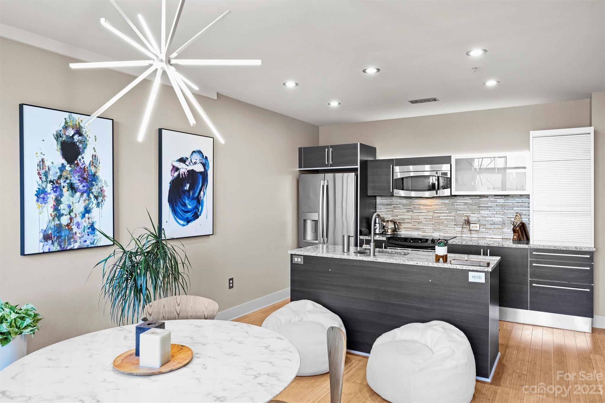 Metropolitan - Residential