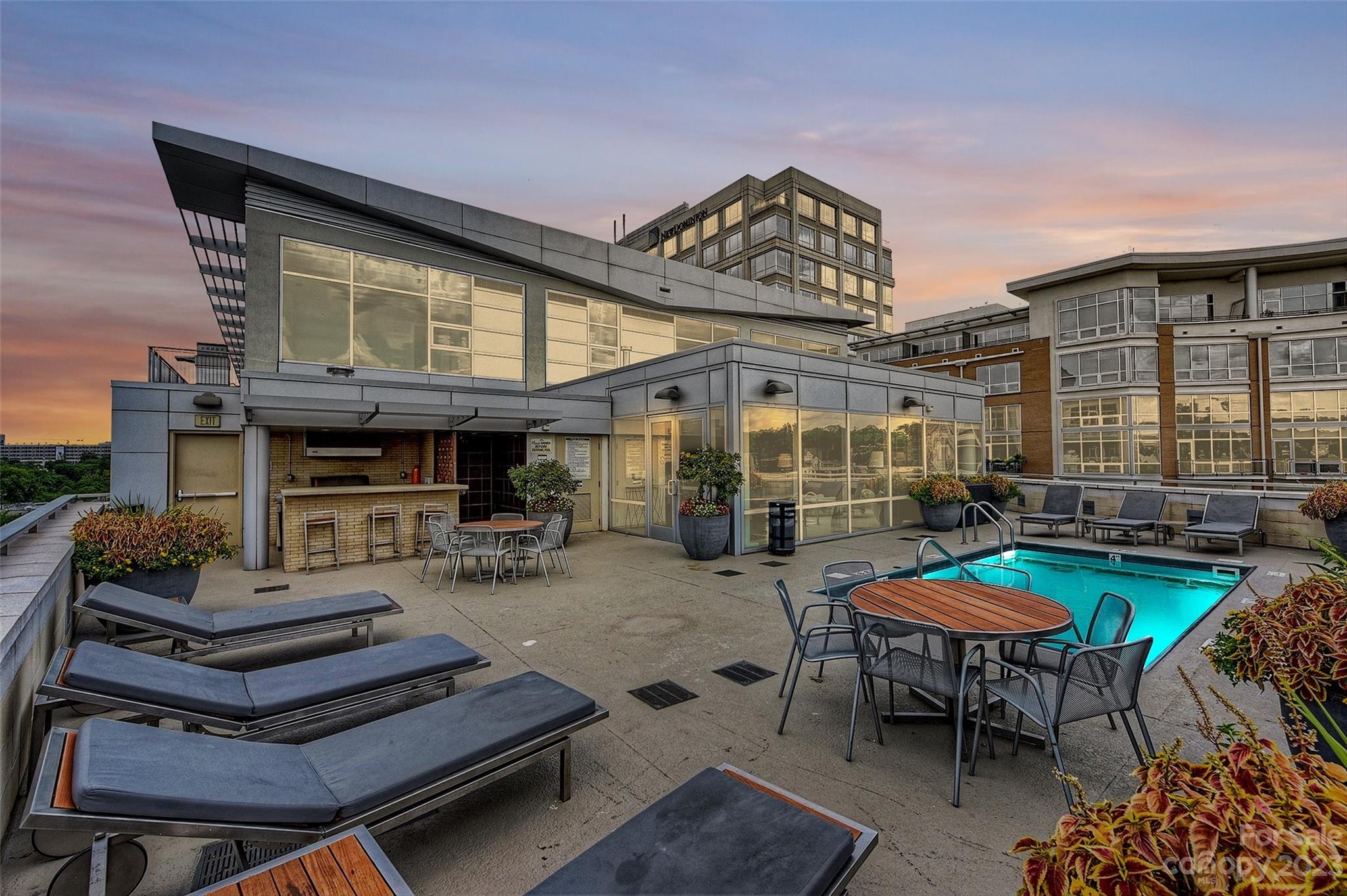 Metropolitan - Residential