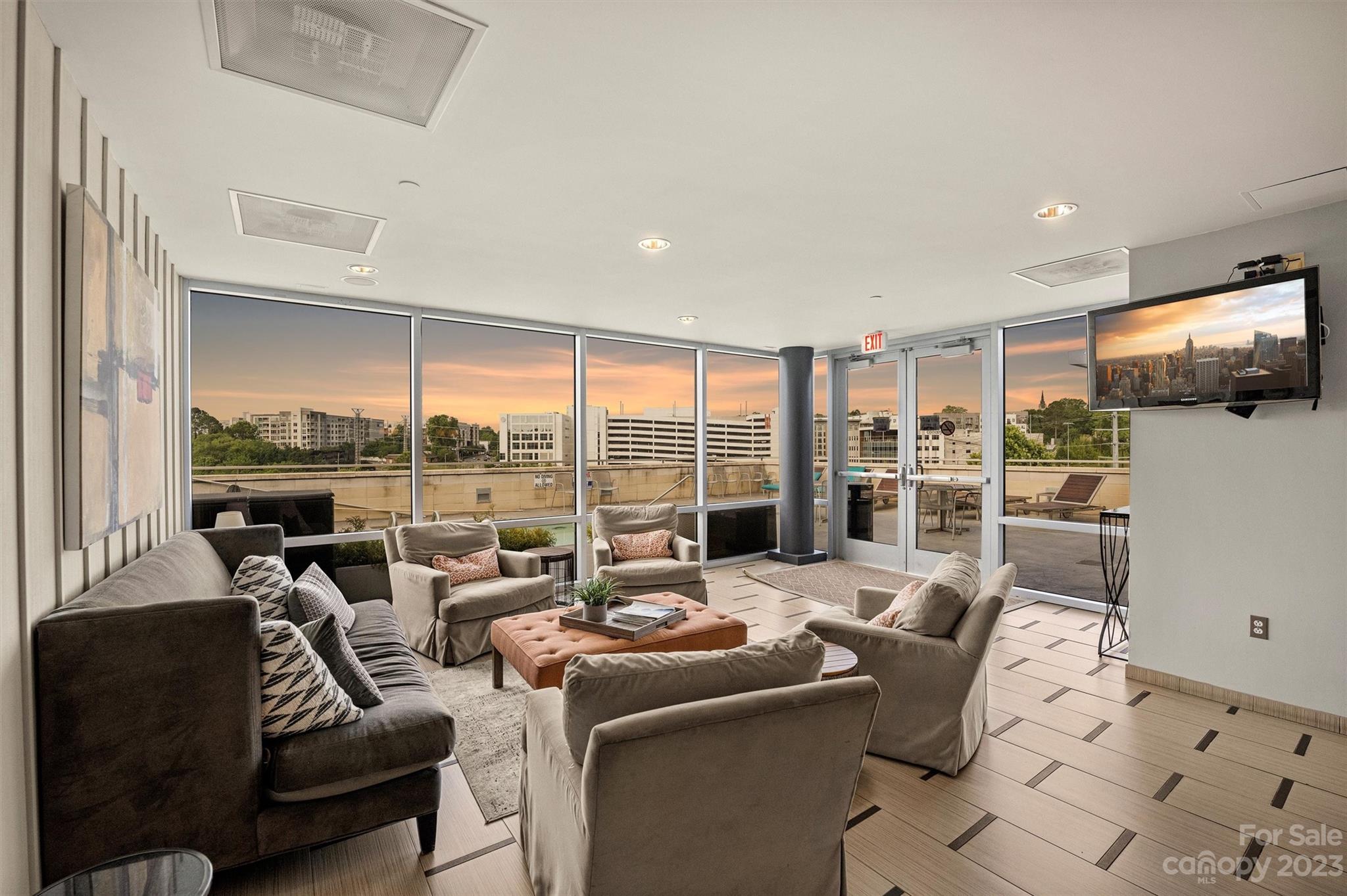 Metropolitan - Residential