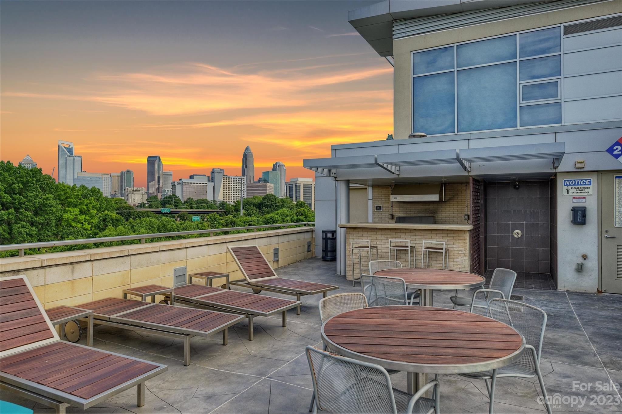 Metropolitan - Residential