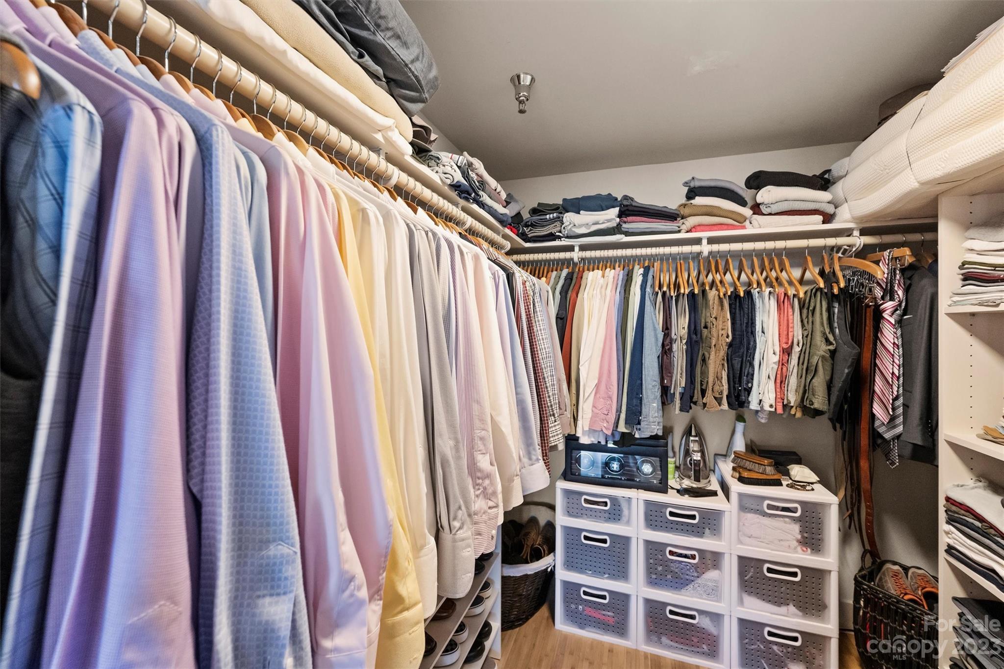 Metropolitan - Residential