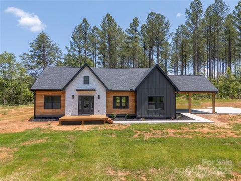 Photo for 1872 Piney Mountain Church Road