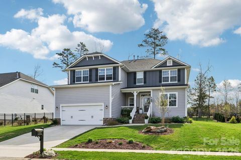 Photo of 11832 Glenwood Drive, Locust, NC 28097 (MLS # 4358369)