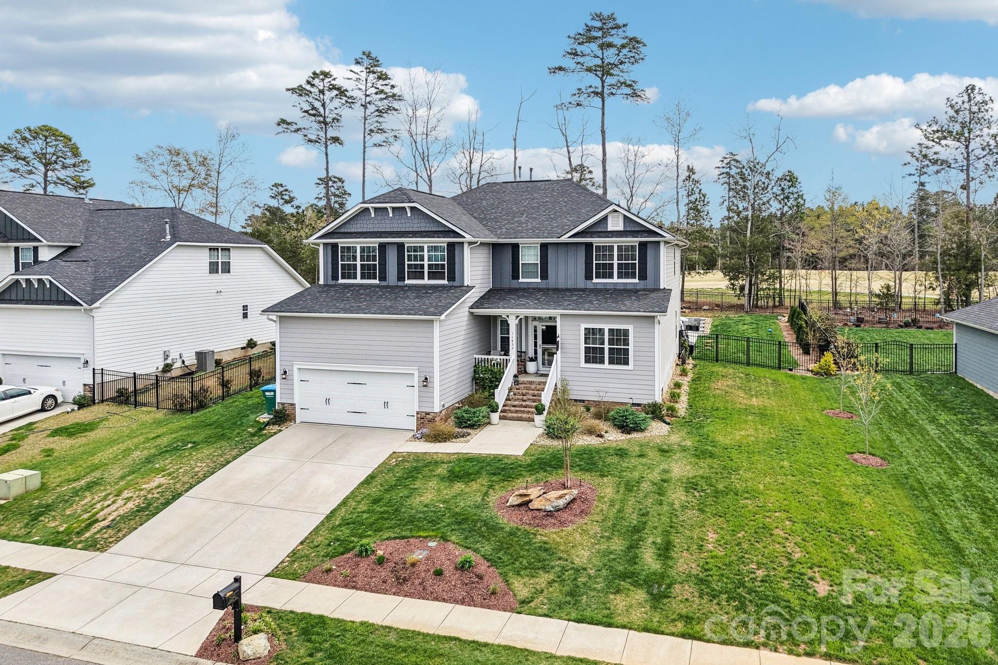 11832 Glenwood Drive