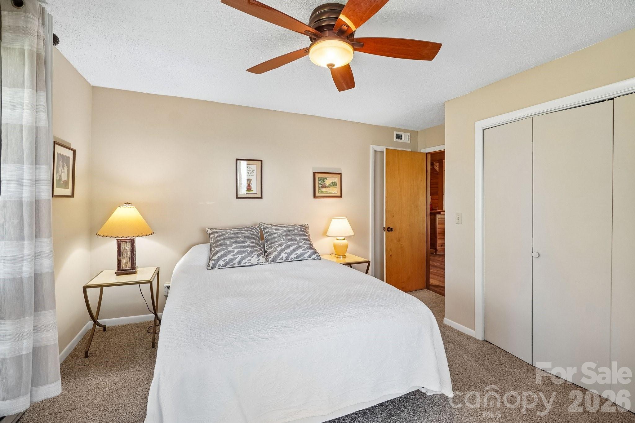 Wolf Laurel - Residential