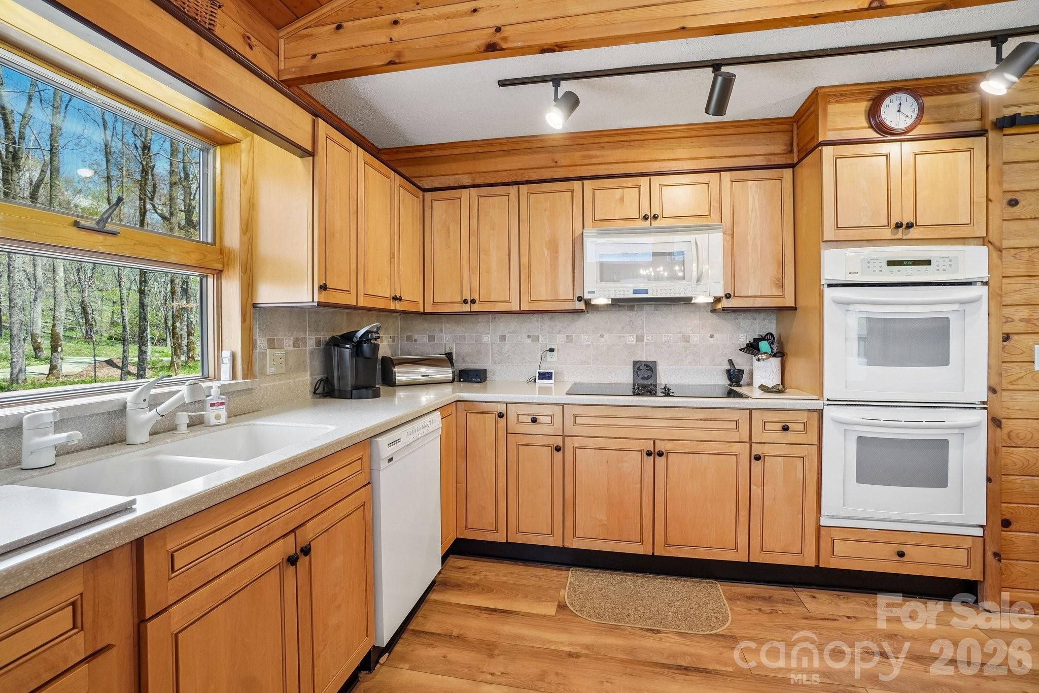 Wolf Laurel - Residential