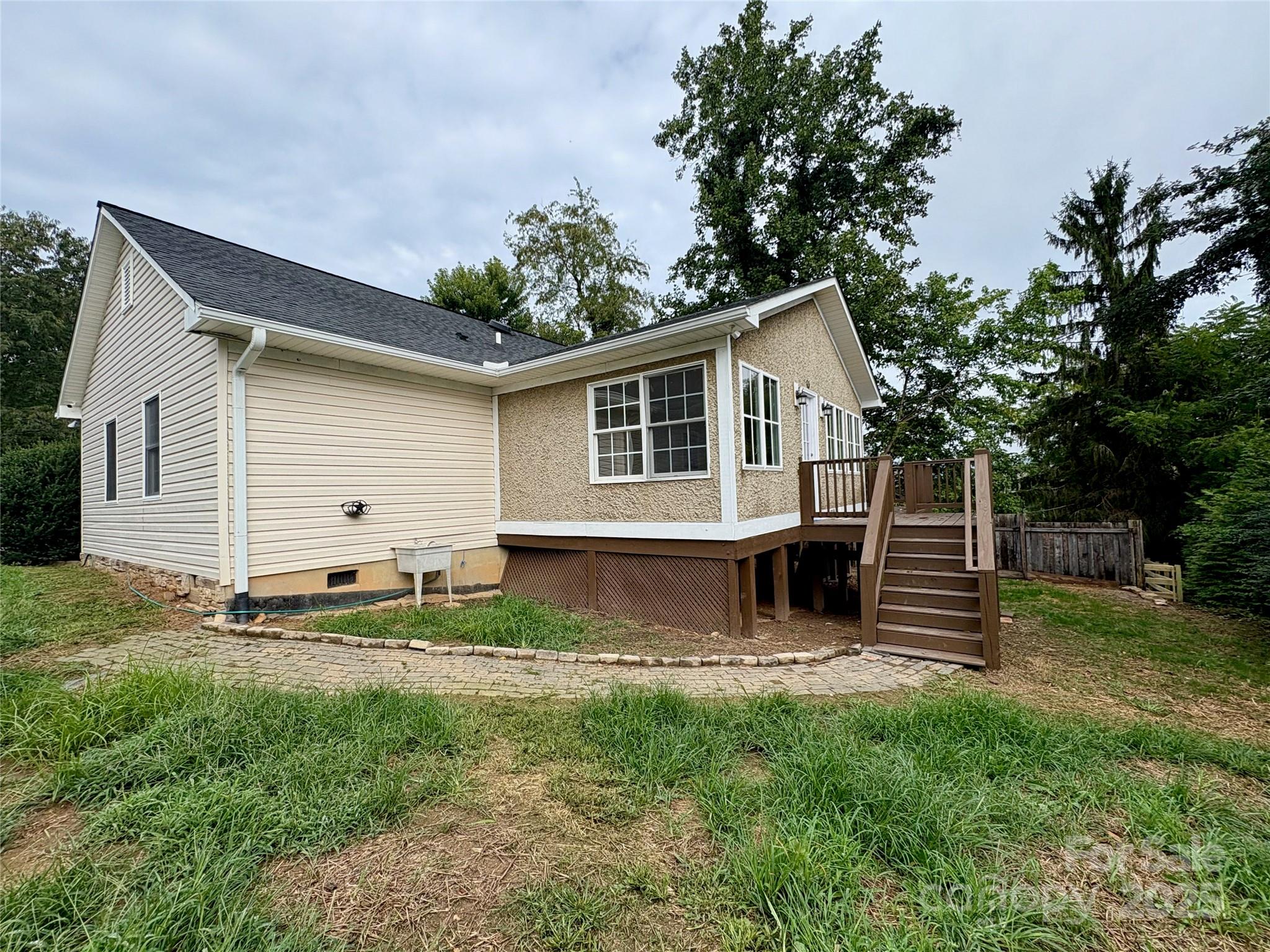 19 Broadview Drive