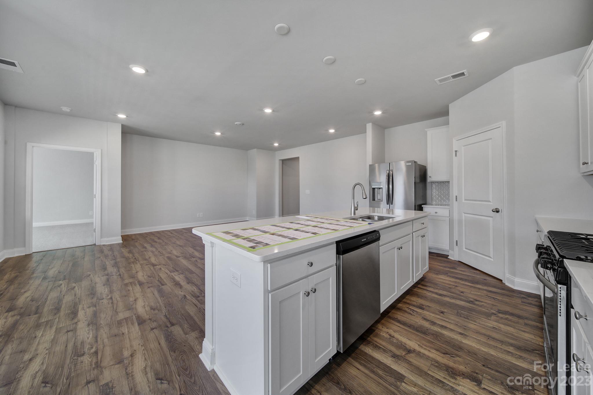 Medlin Forest - Residential Lease