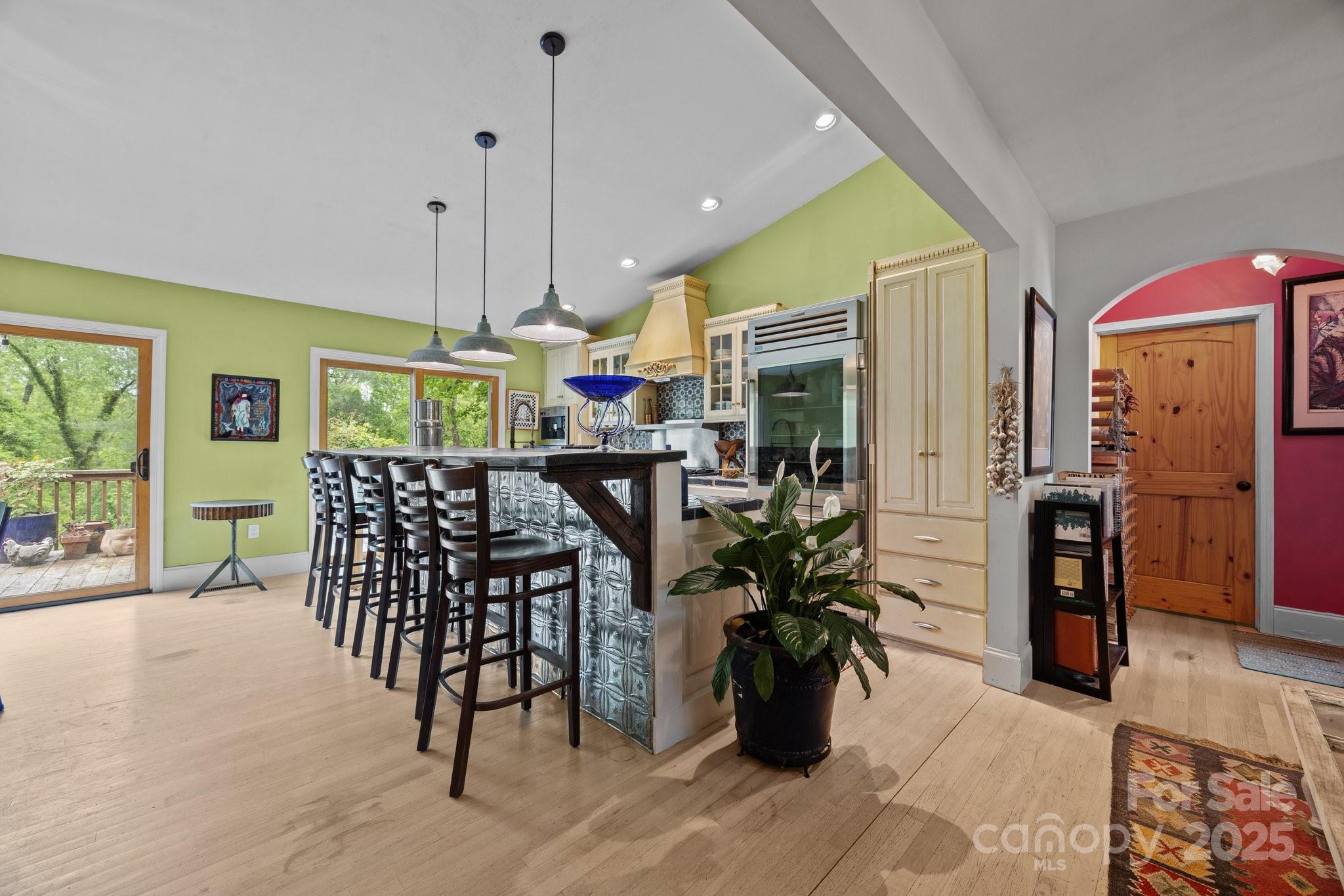 924 Judsen Lane