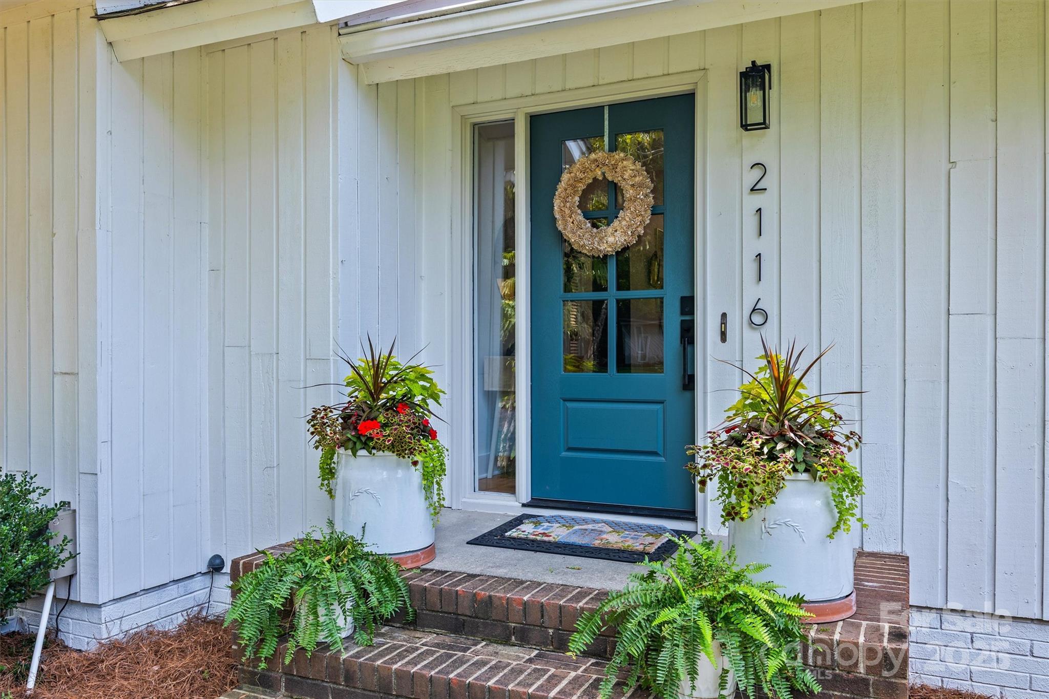 2116 Lynbridge Drive