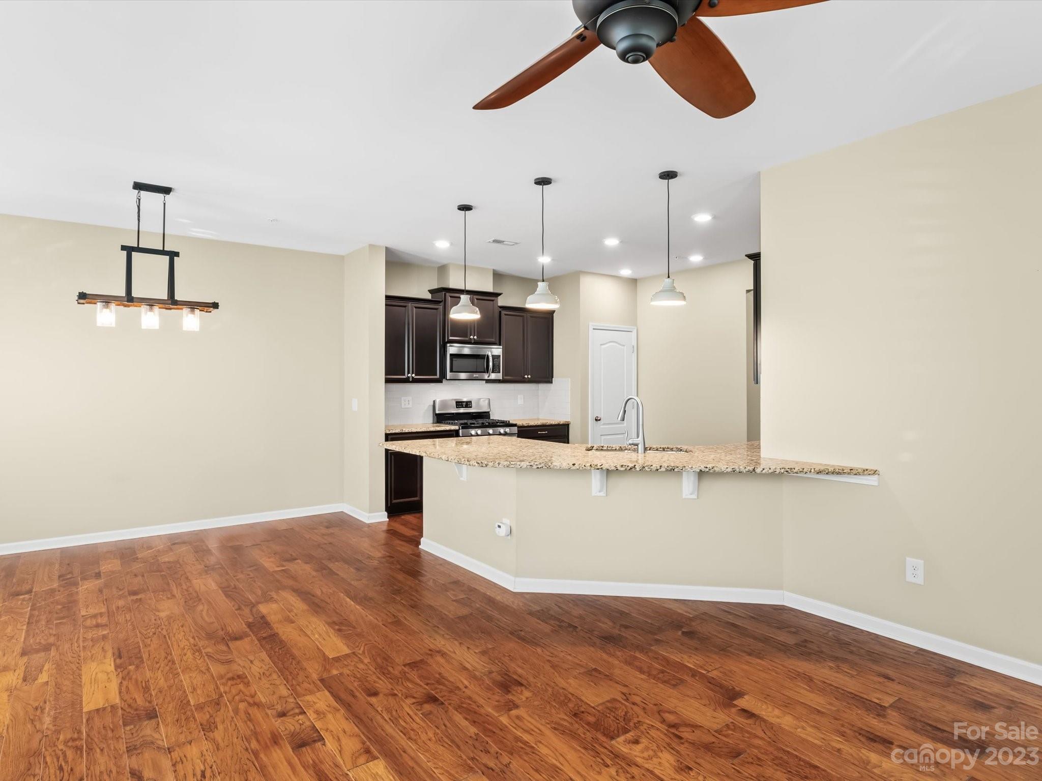 Cove at Morrison Plantation - Residential