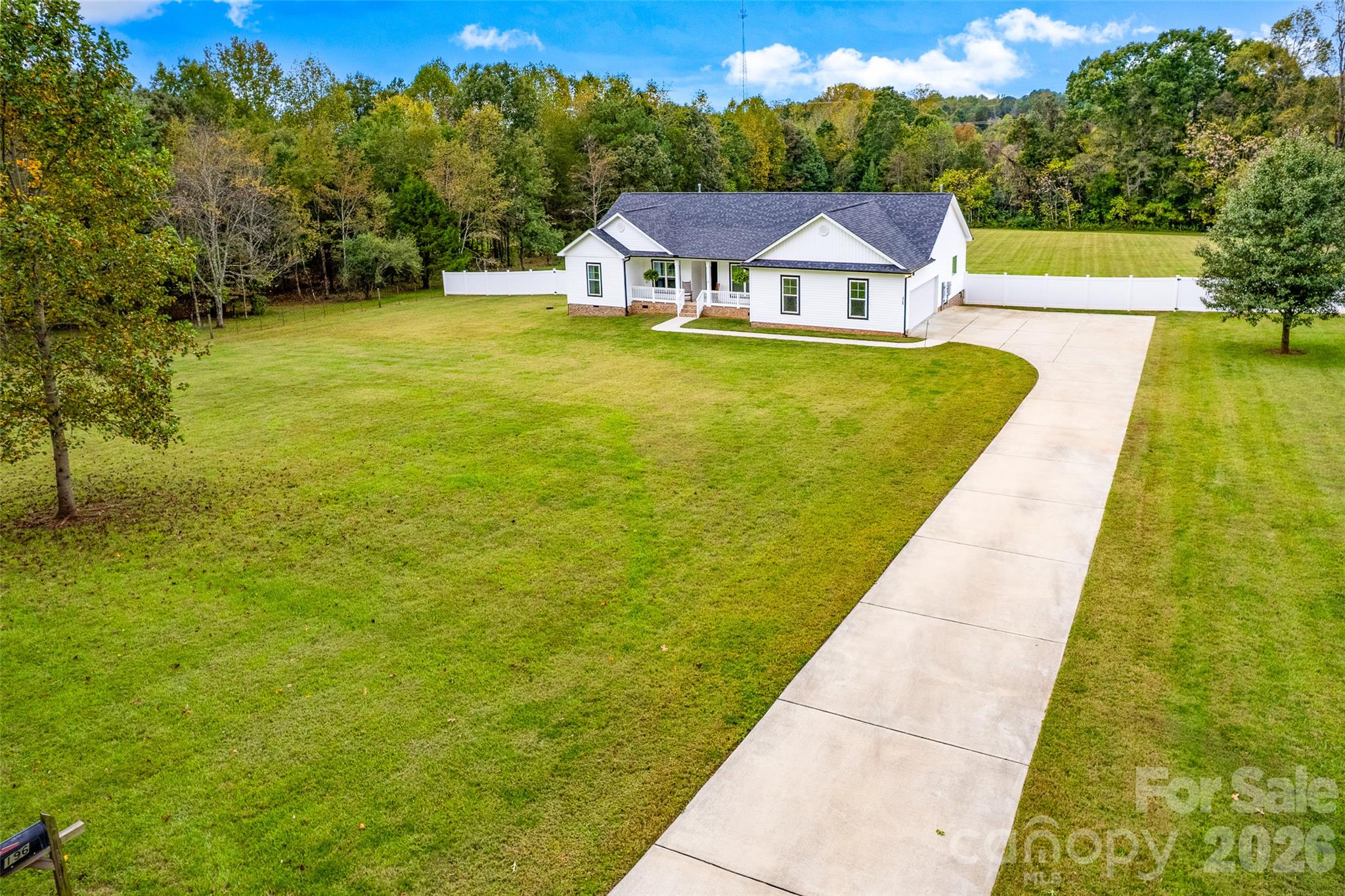 196 Treebark Road 10