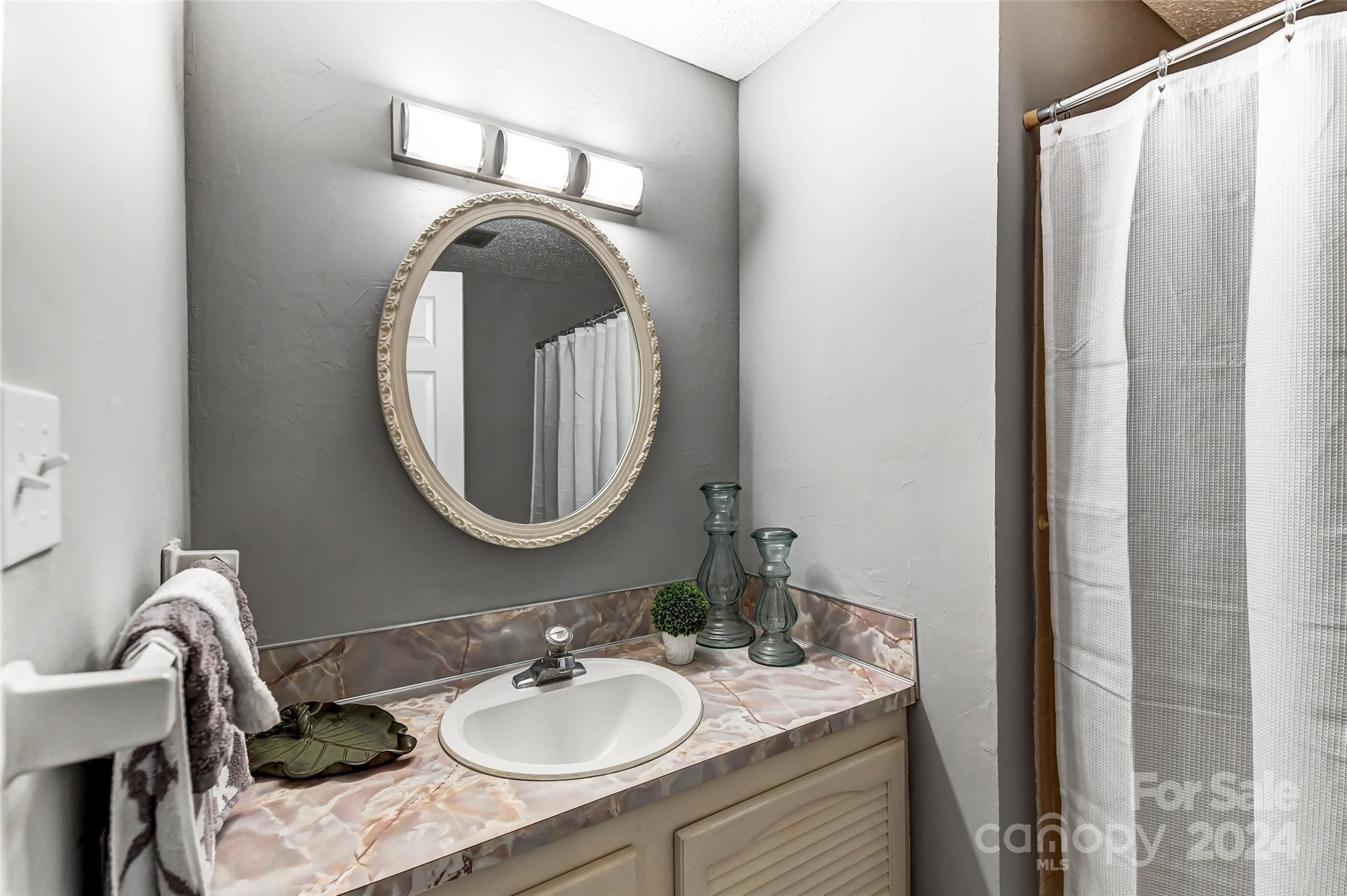 Sardis Oaks - Residential