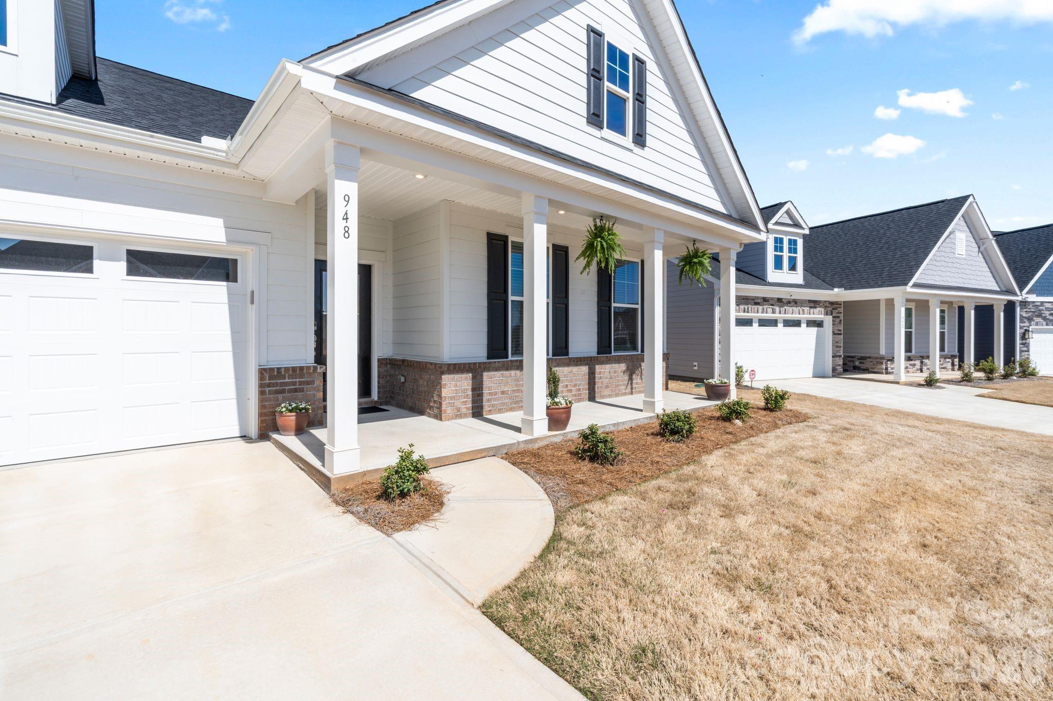 The Retreat at Laurelbrook - Residential