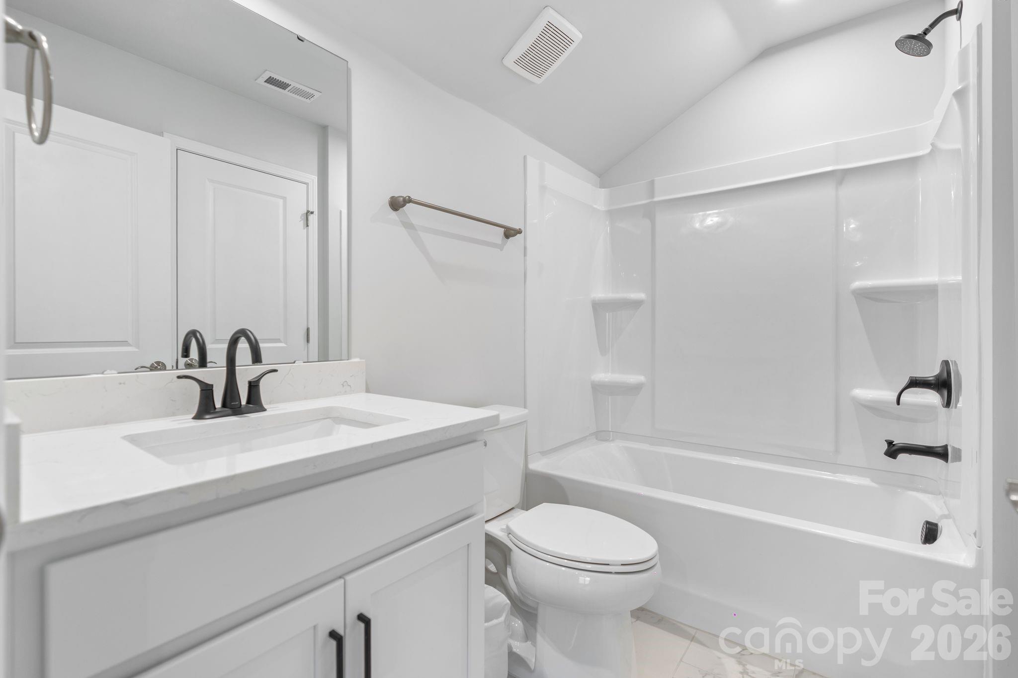 The Retreat at Laurelbrook - Residential