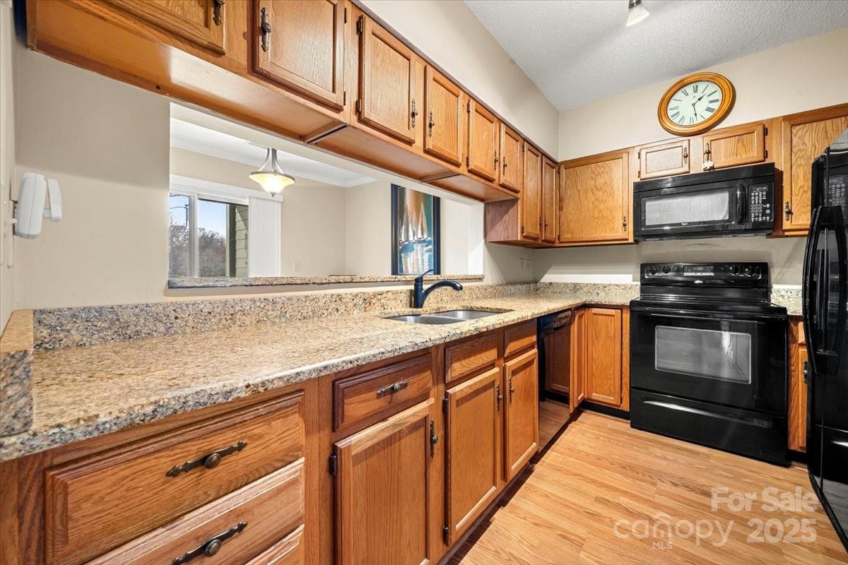 20115 Henderson Road H