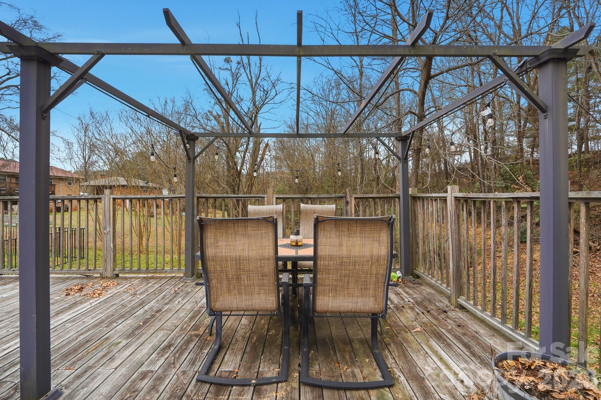 Whispering Pines - Residential