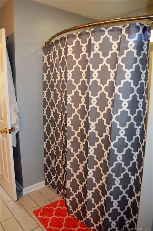 Keeneland - Residential