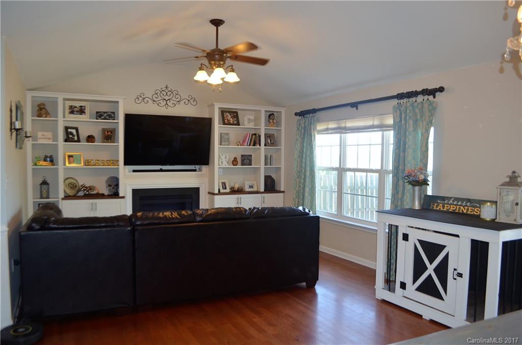 Keeneland - Residential