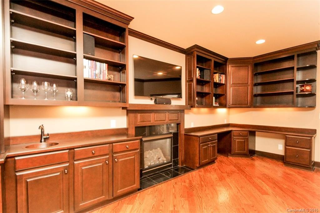 The Hamptons - Residential