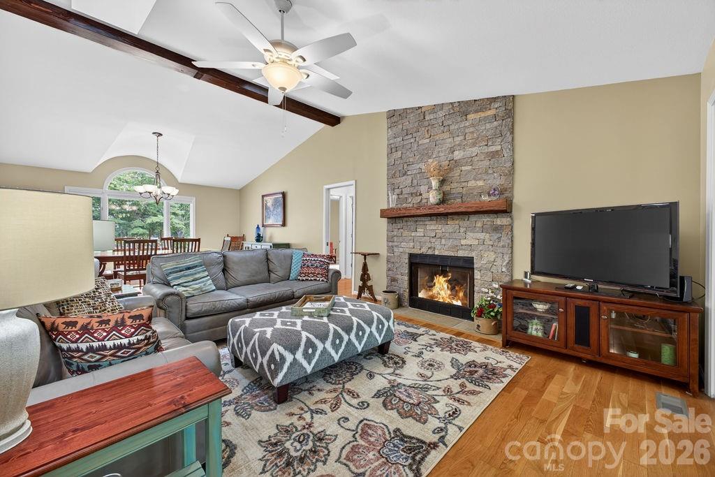 1820 Riverview Court