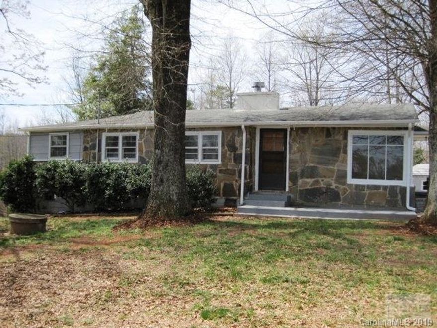 Amazing price and great location! Updated 3BR, 1BA ranch w/ den or possible 4th BR. Has 2-car carport and storage shed.  Fresh paint, new linoleum and refinished hardwoods throughout.  Master has spacious walk-in closet.  Lots of storage space throughout.  Oversized living room has large windows.  Front-load washer & dryer included. Agent is related to owner.