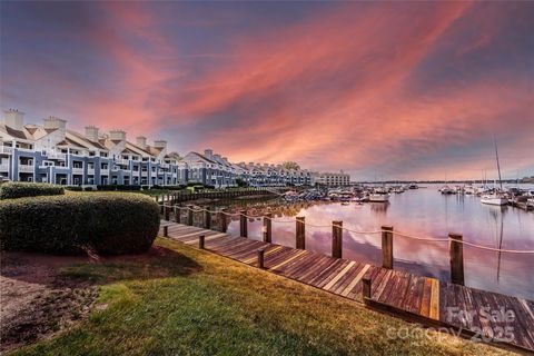Photo of 18861 Vineyard Point Lane, Cornelius, NC 28031 (MLS # 4312688)