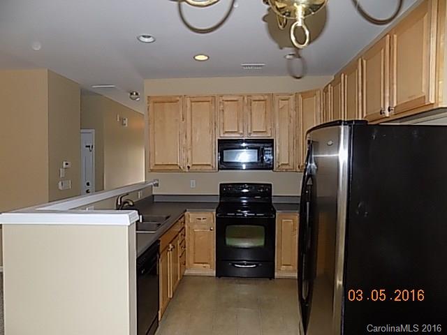 Oakbrooke - Residential Lease