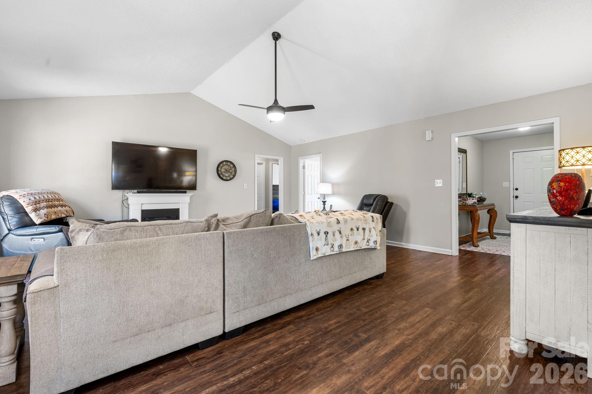 Cherry Winds - Residential