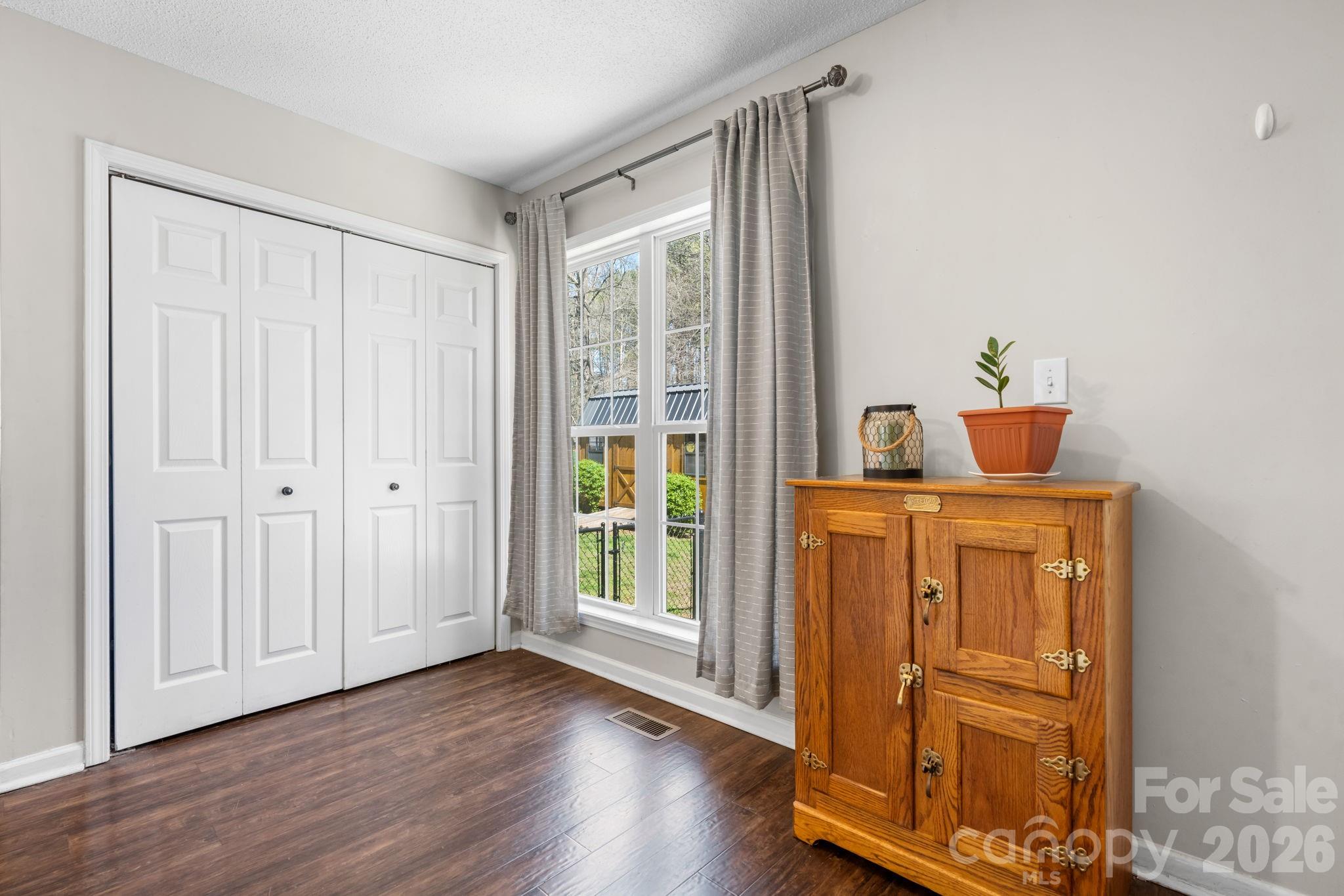 Cherry Winds - Residential