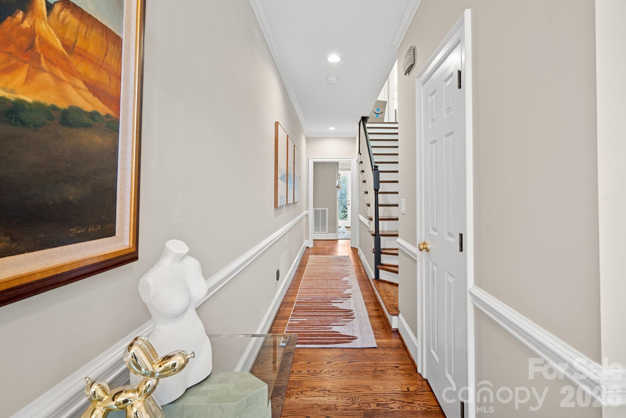 4517 Columbine Court