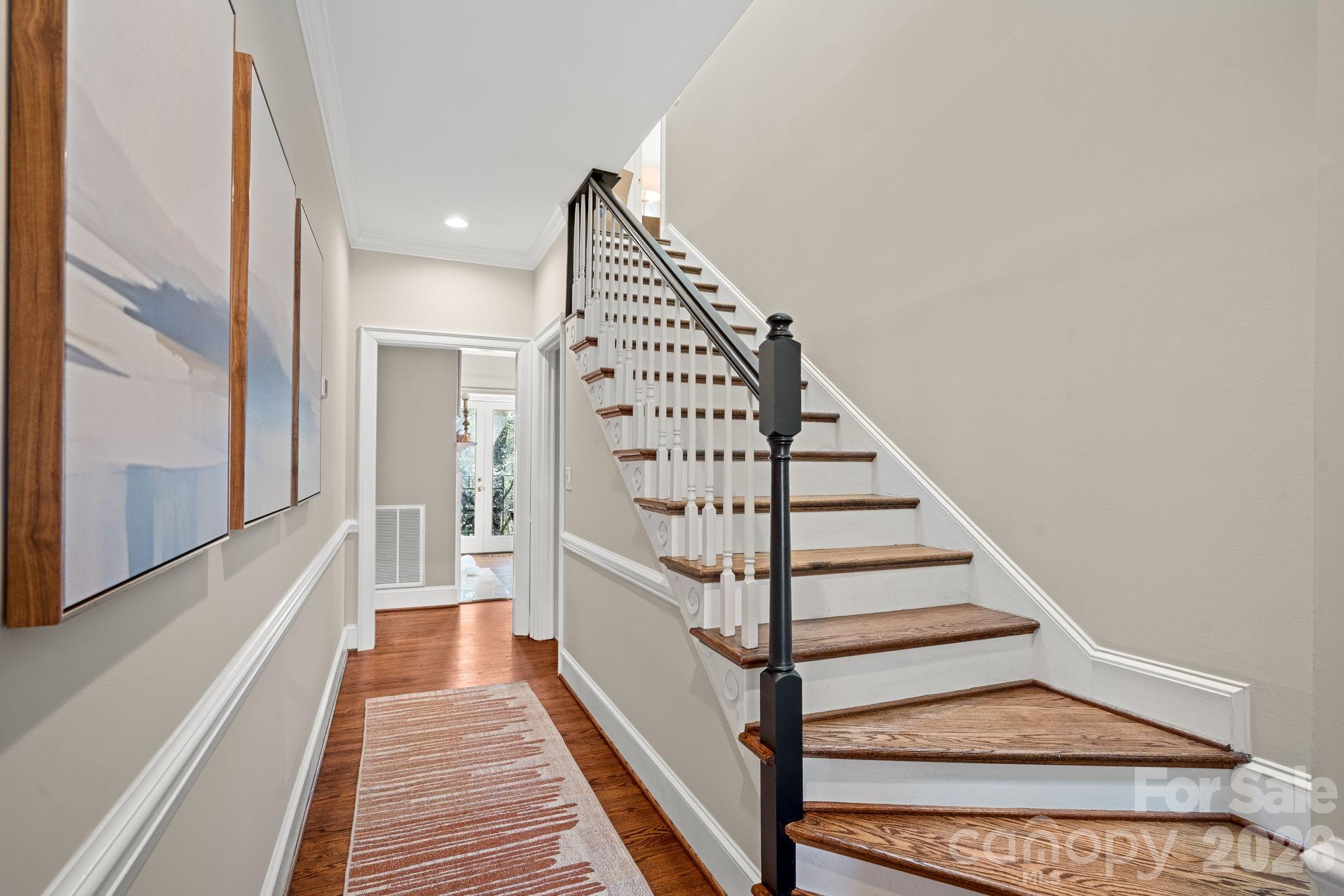 4517 Columbine Court