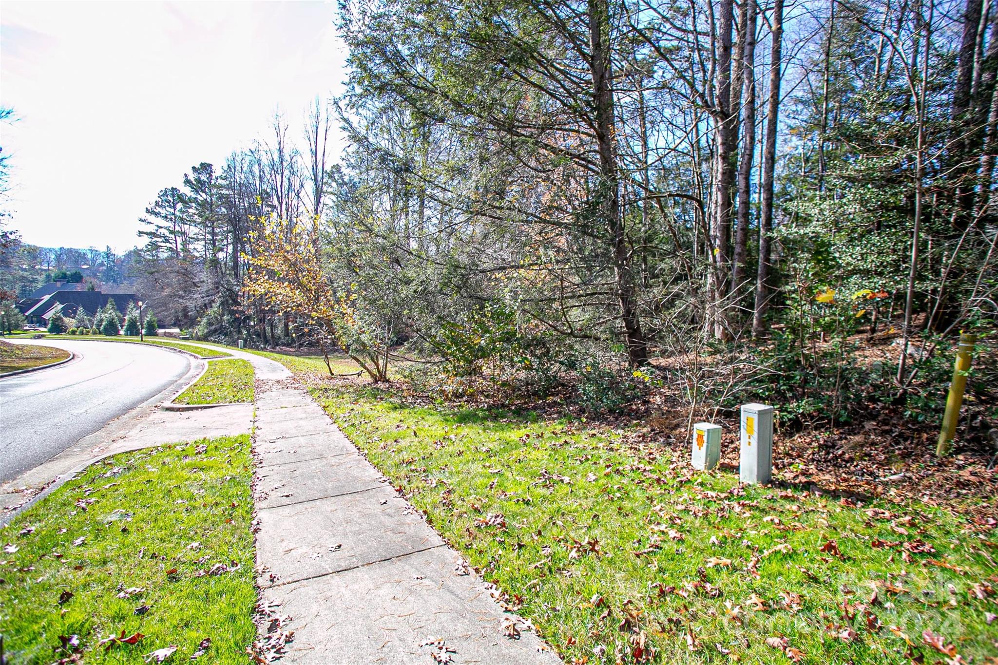 Straus Park - Land